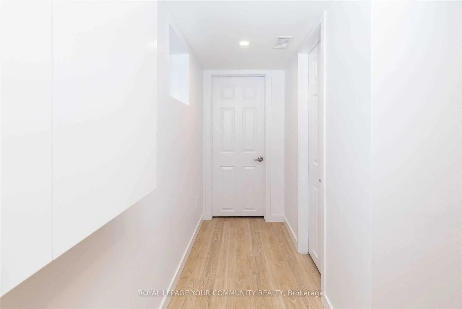 1370 Woodbine Avenue, #Lower