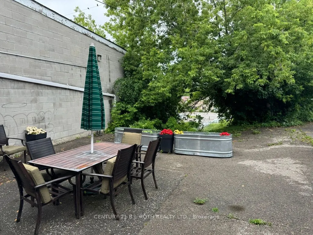 177 Queen Street, #2