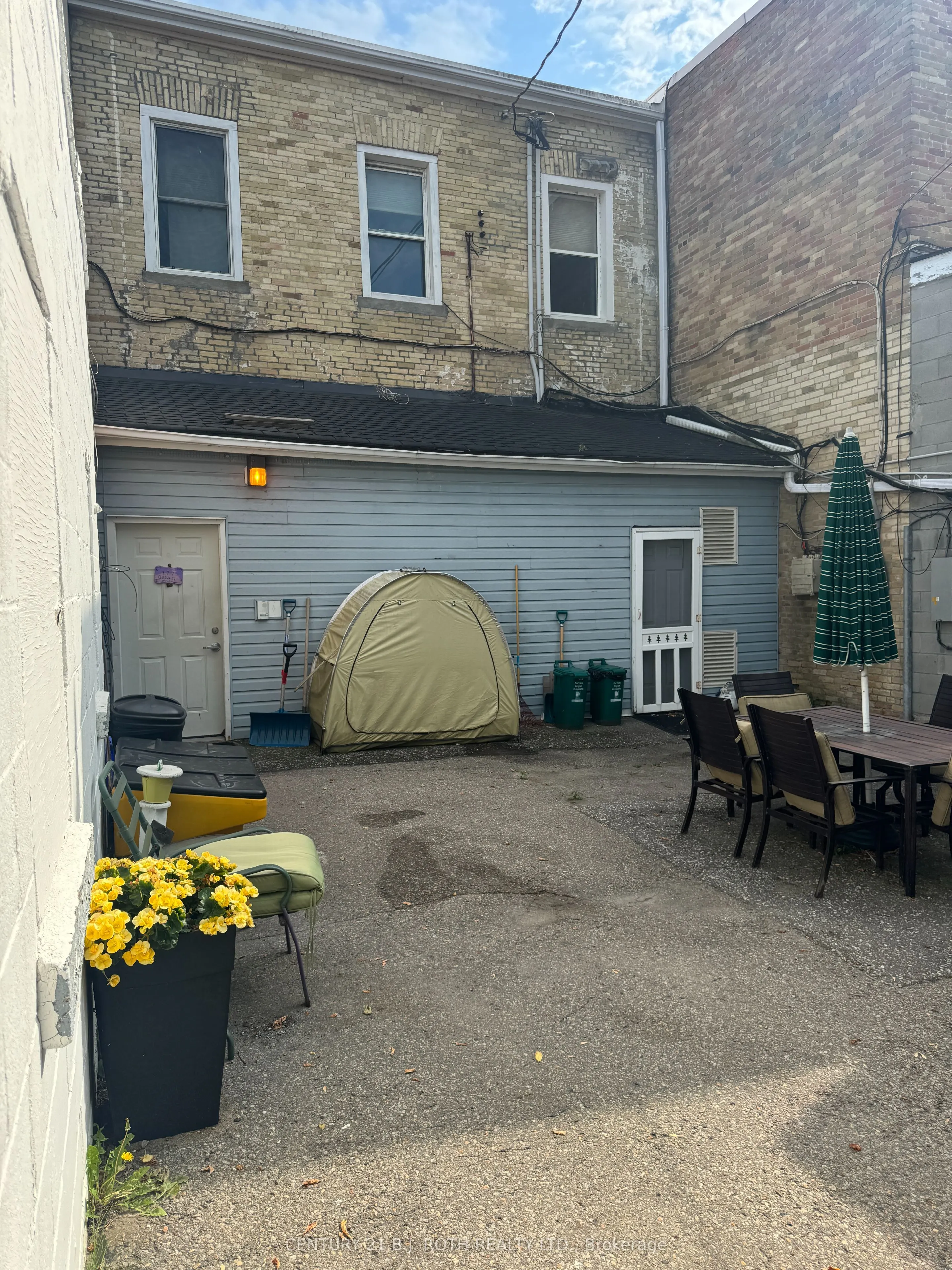 177 Queen Street, #2