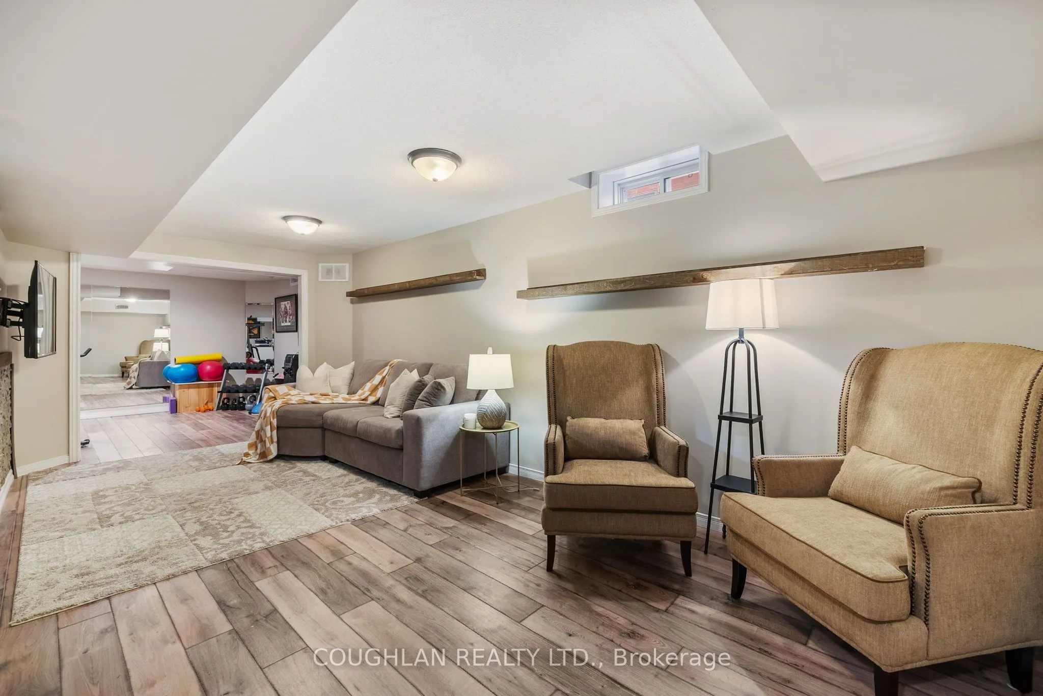 3 Edgerton Drive