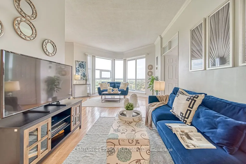 20 Dean Park Road, #1215