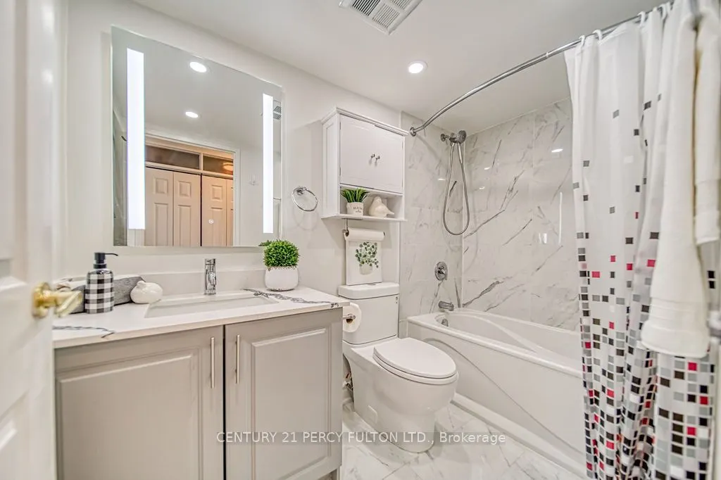 20 Dean Park Road, #1215