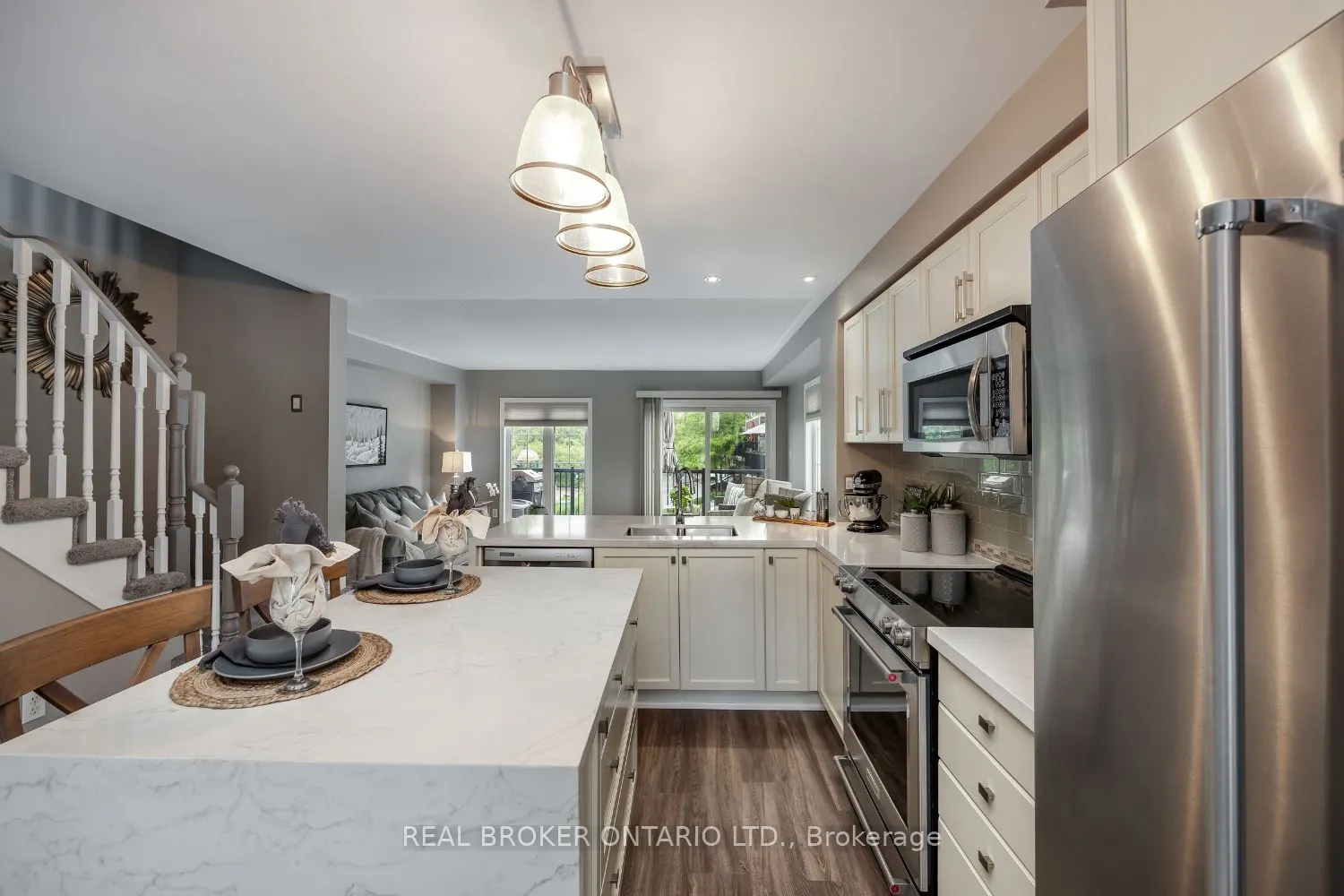 571 Longworth Avenue, #9