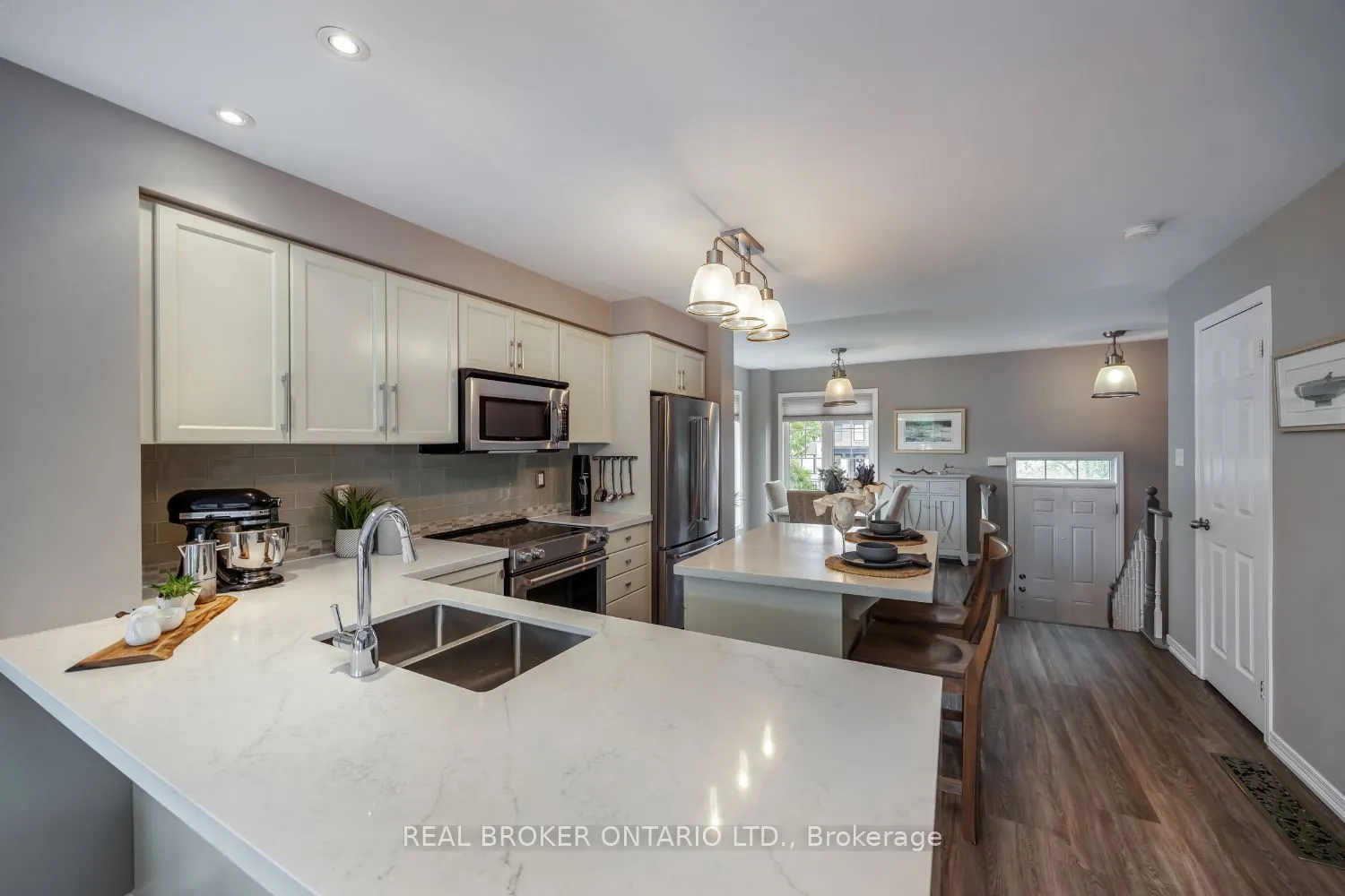 571 Longworth Avenue, #9