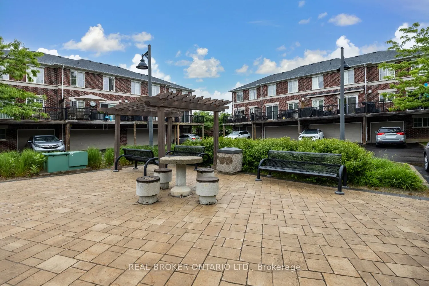 571 Longworth Avenue, #9