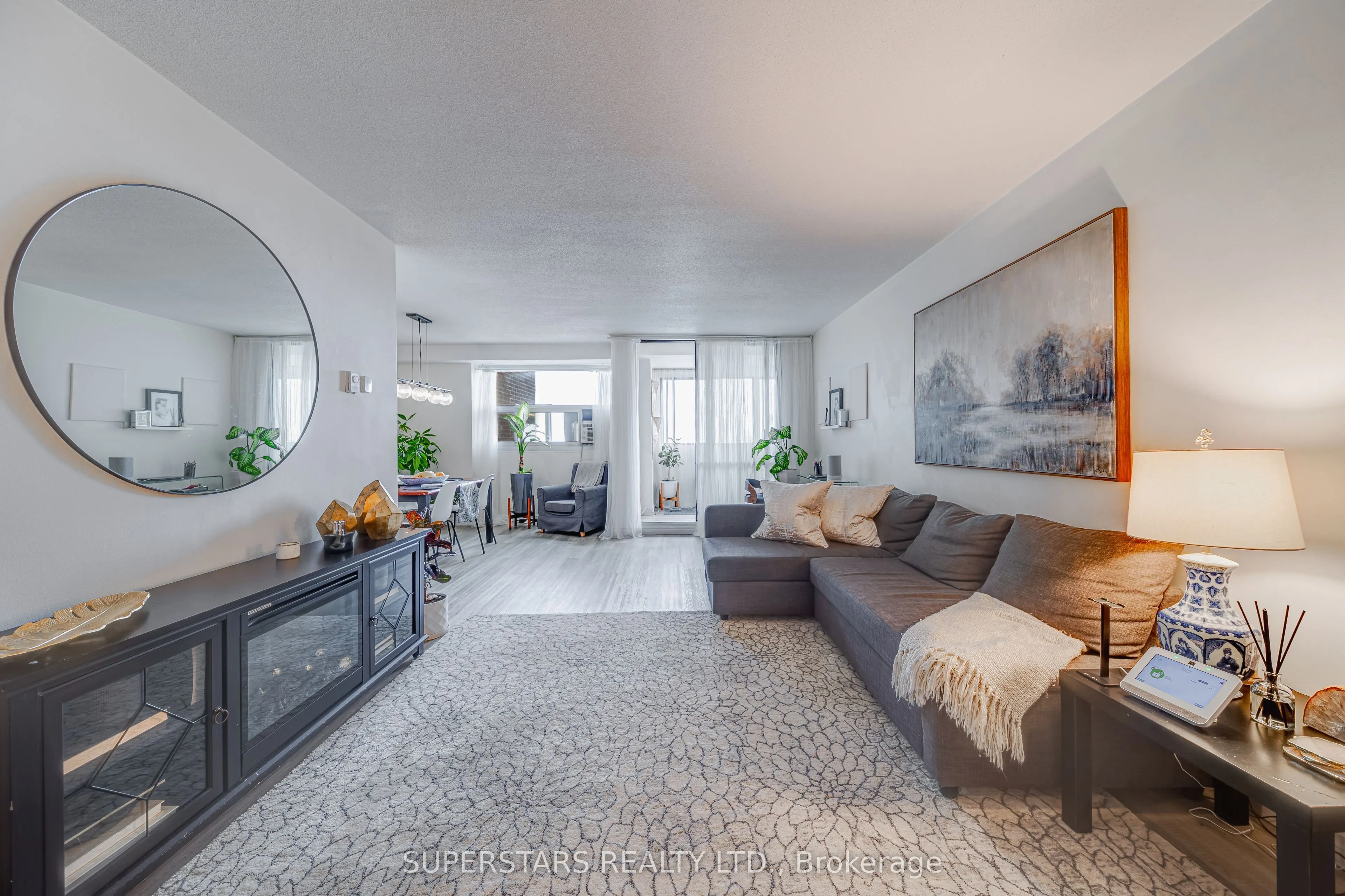 3 Massey Square, #3504