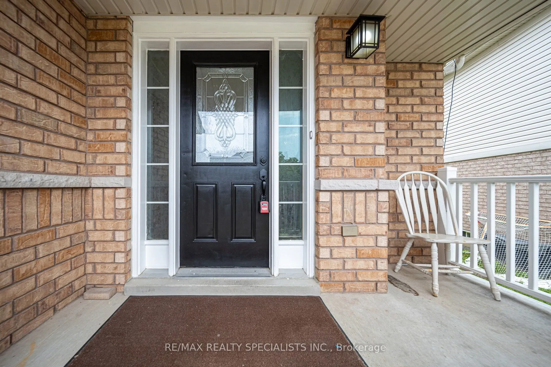 91 Laprade Square