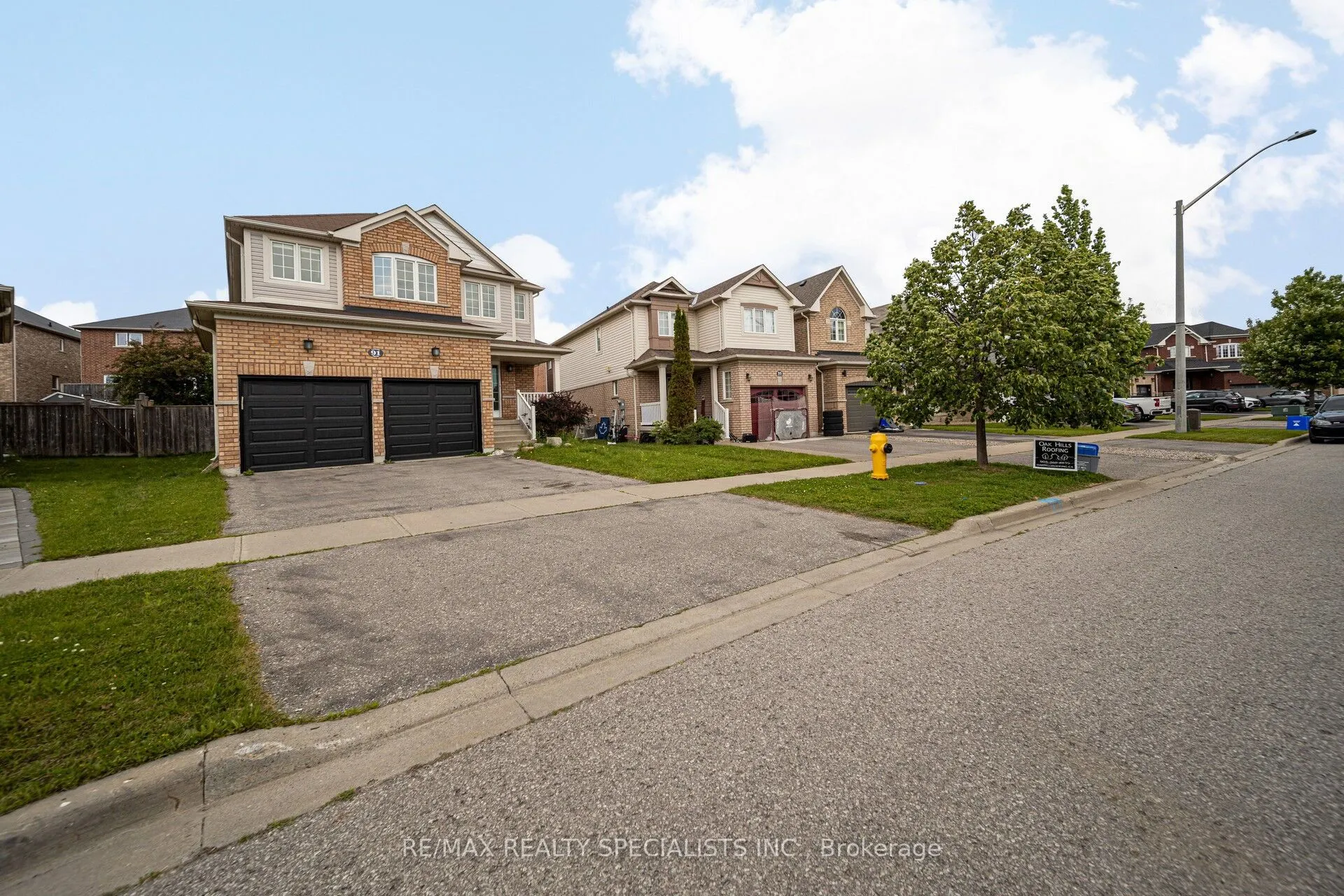 91 Laprade Square