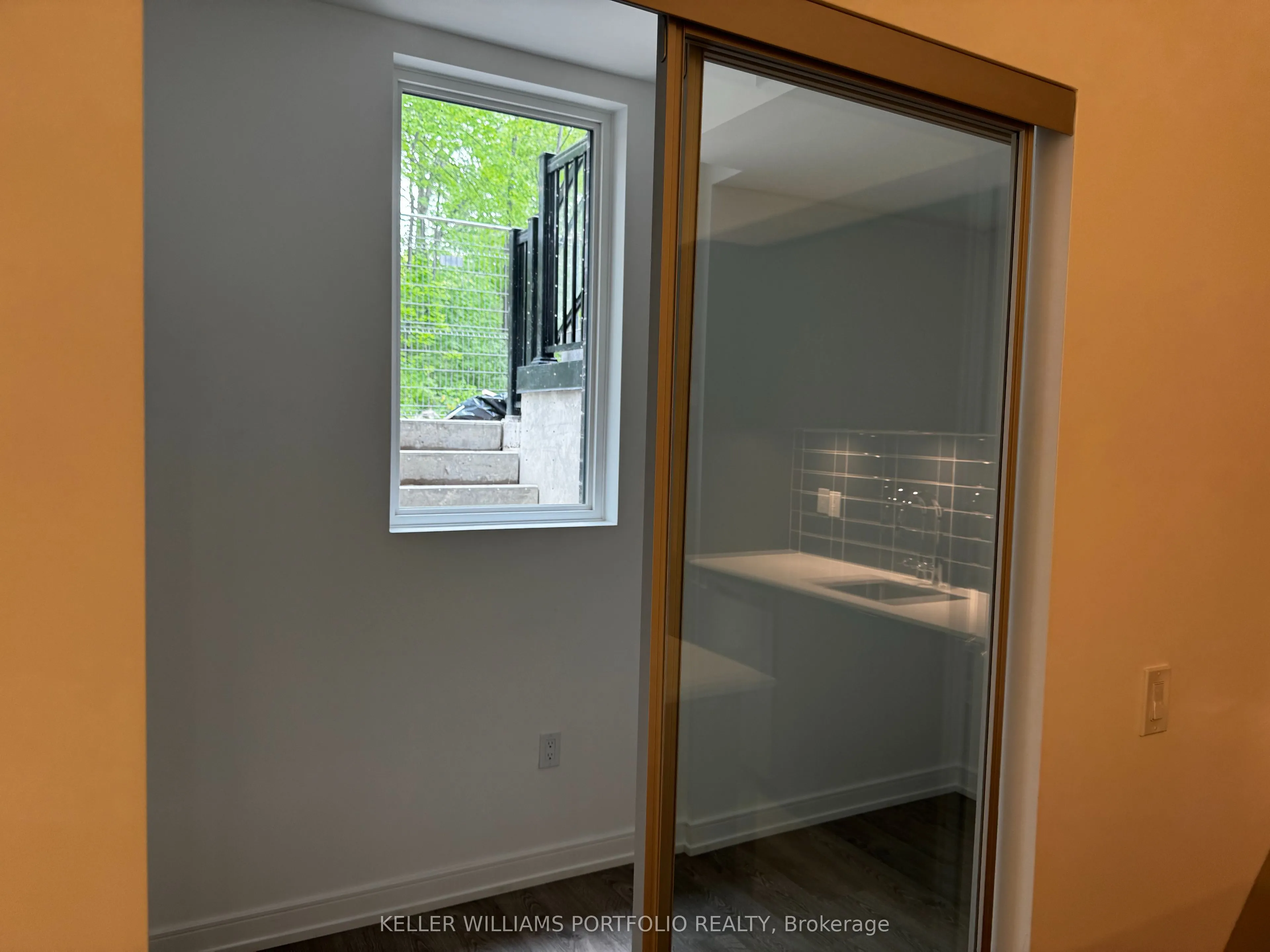 172 Clonmore Drive, #20