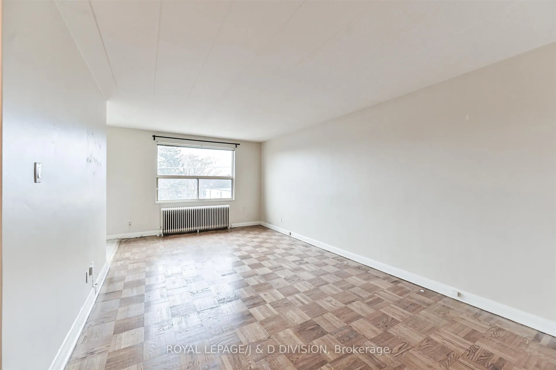 325 Sammon Avenue, #304