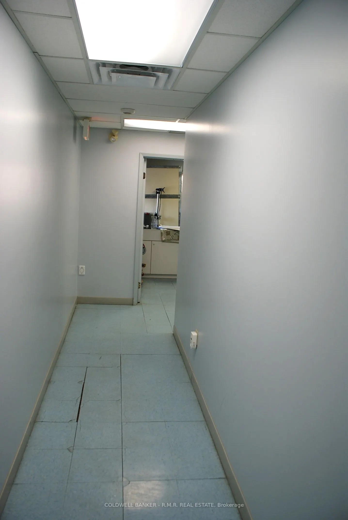 108 King Avenue W