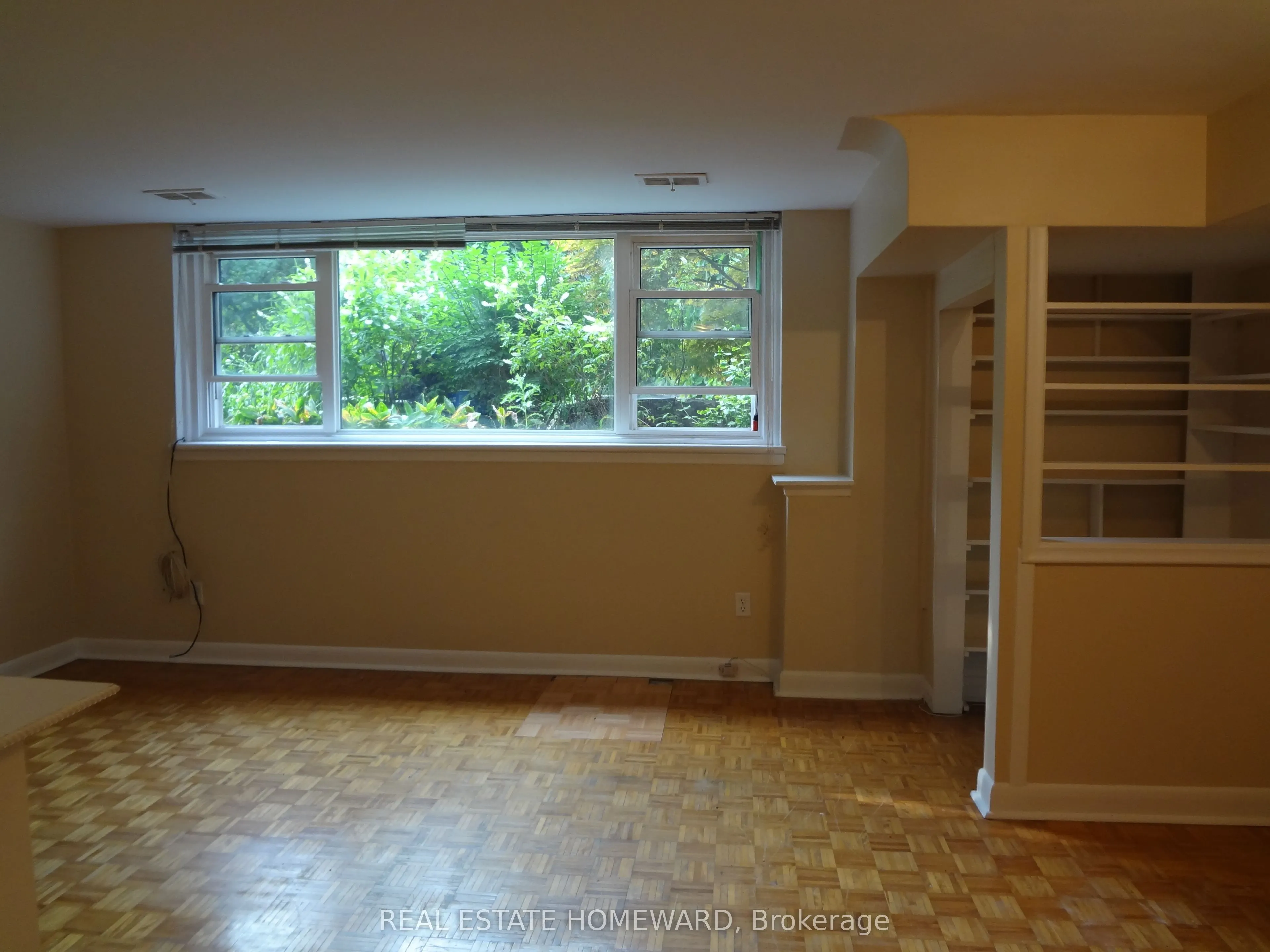 21 Love Crescent, #Lower