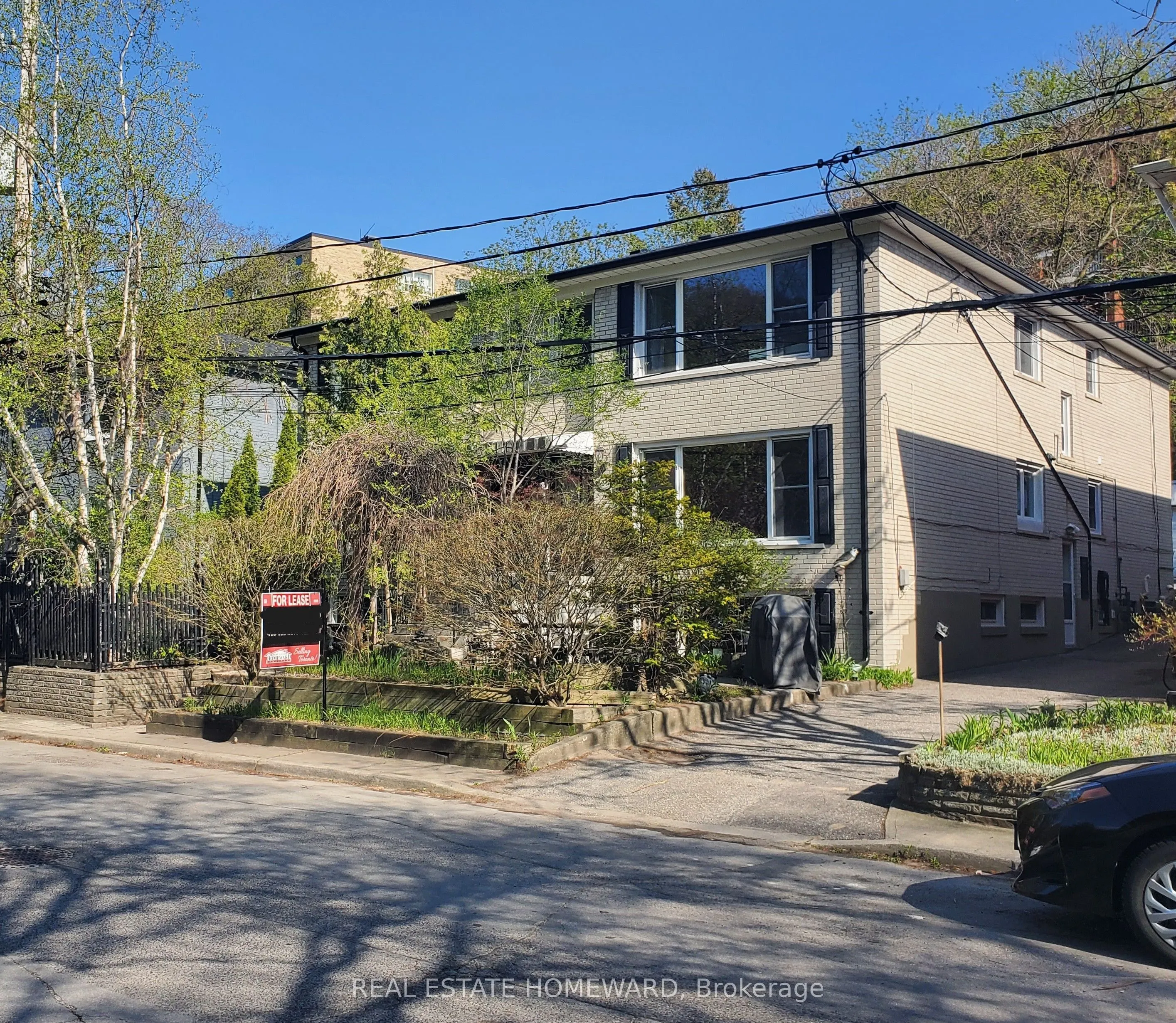 21 Love Crescent, #Lower