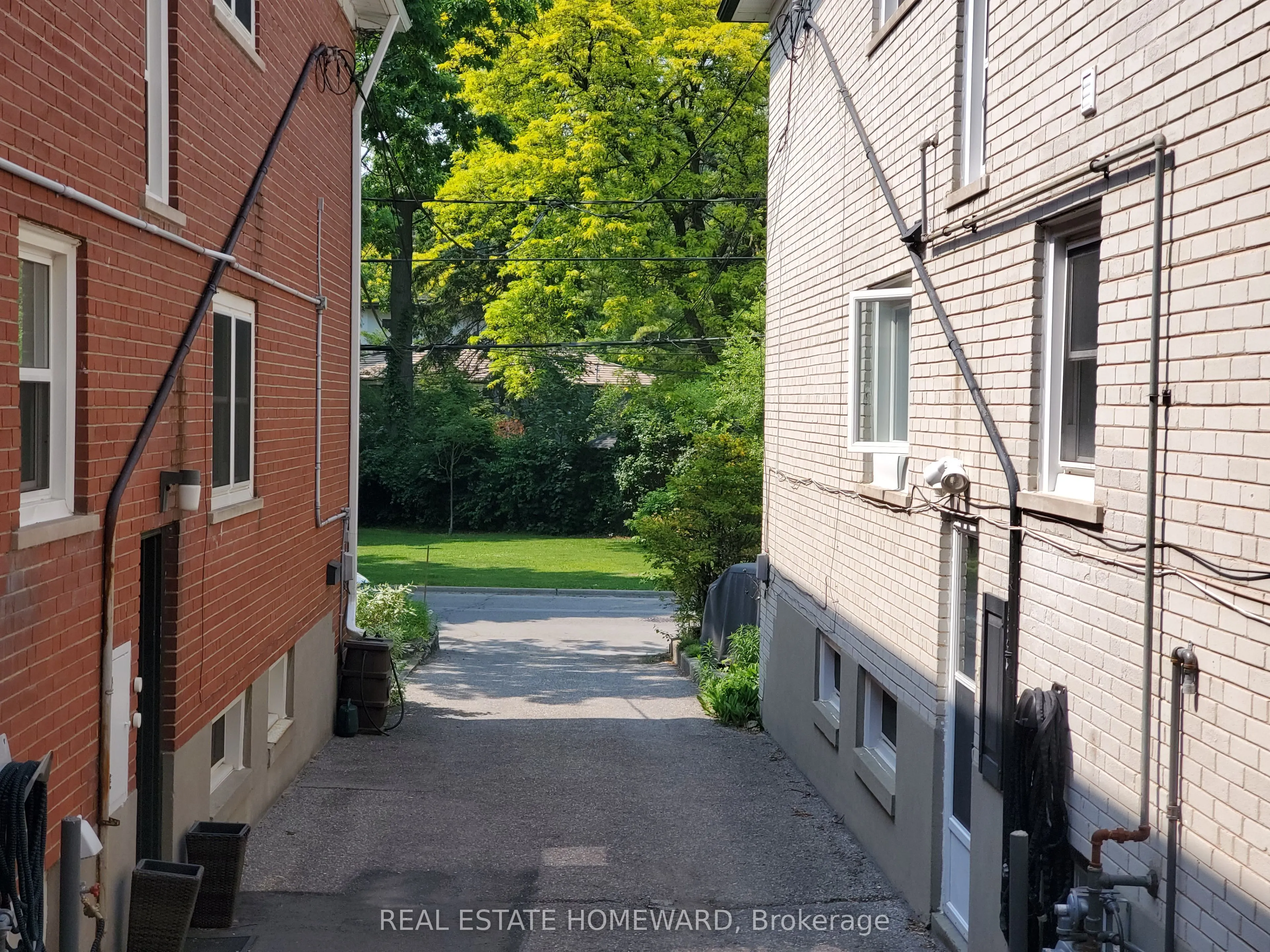 21 Love Crescent, #Lower