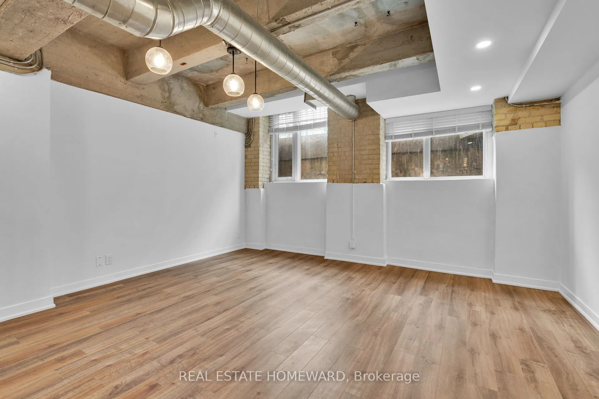 201 Carlaw Avenue, #128