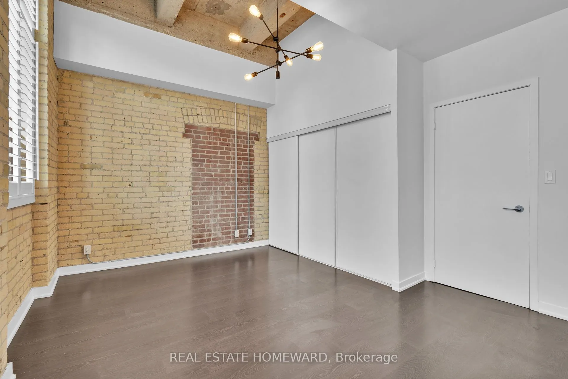 201 Carlaw Avenue, #128