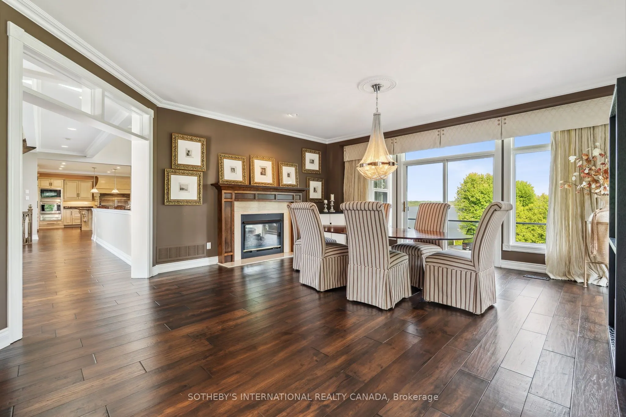 12 Island View Court
