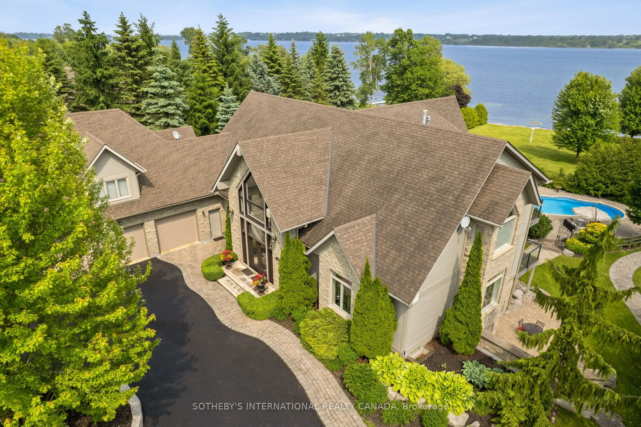 12 Island View Court