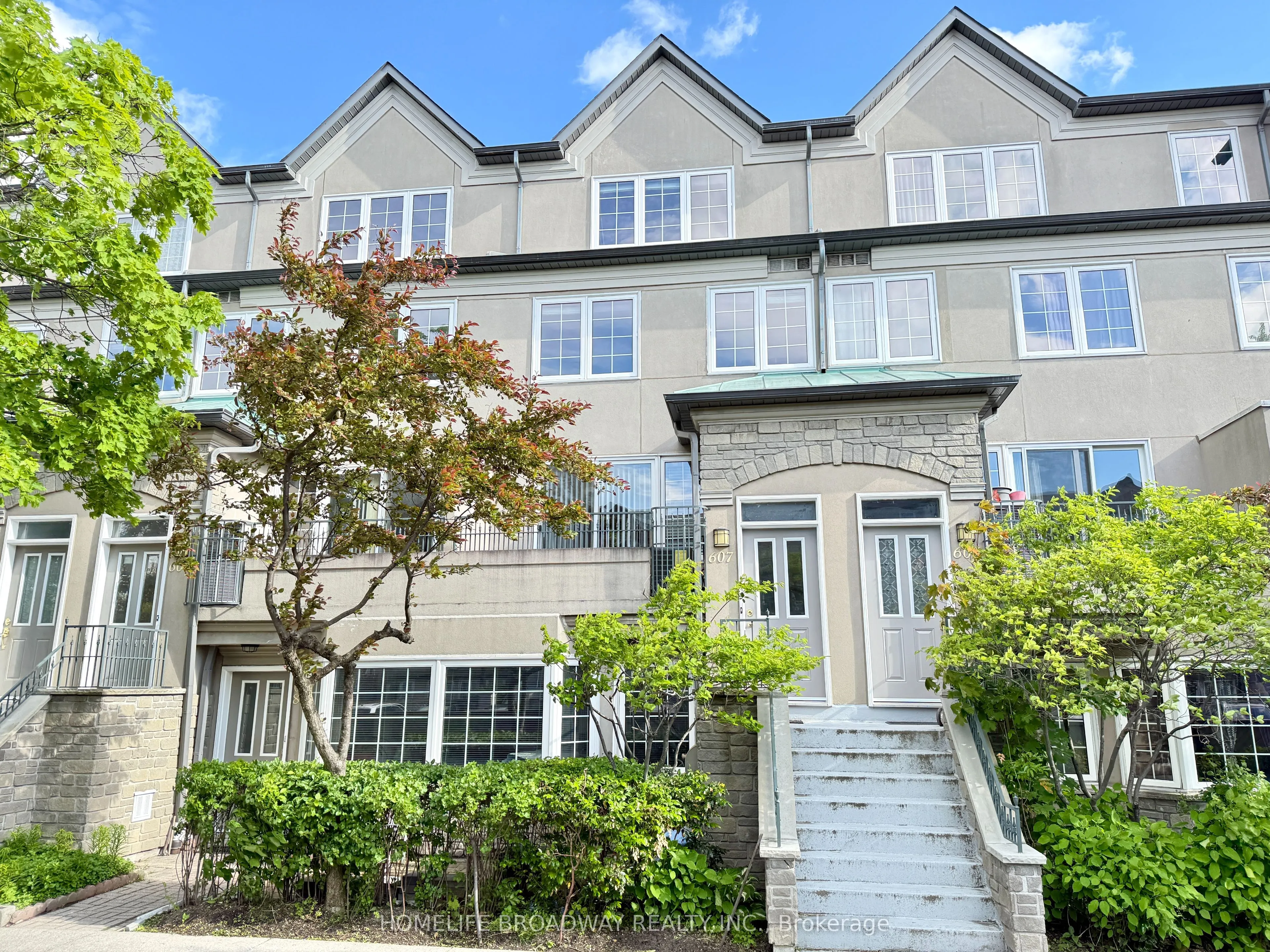 188 Bonis Avenue, #607