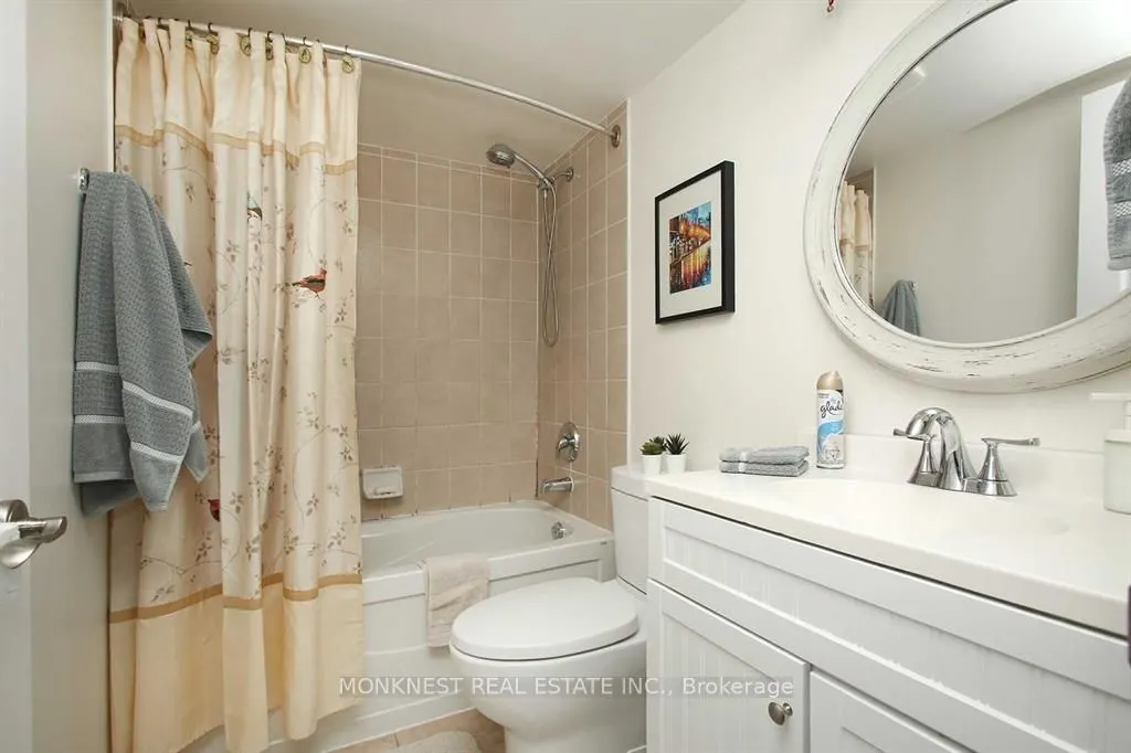 68 Grangeway Avenue, #210