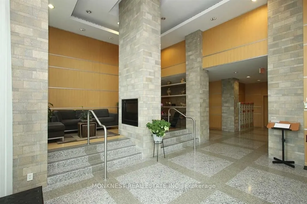 68 Grangeway Avenue, #210