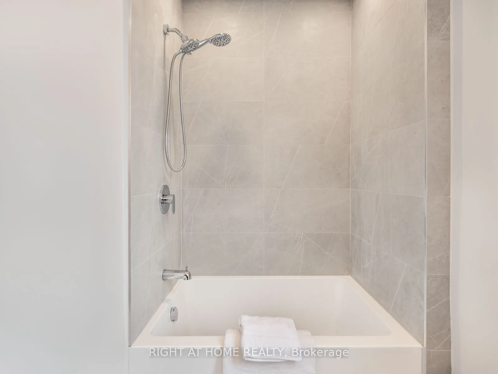 49 Amsterdam Avenue