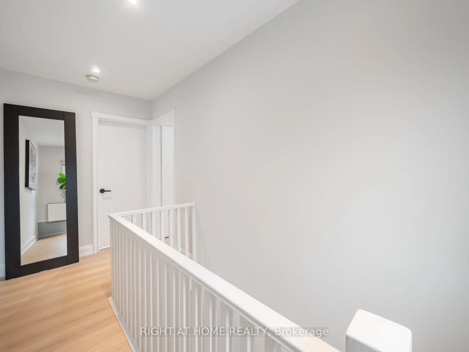 49 Amsterdam Avenue