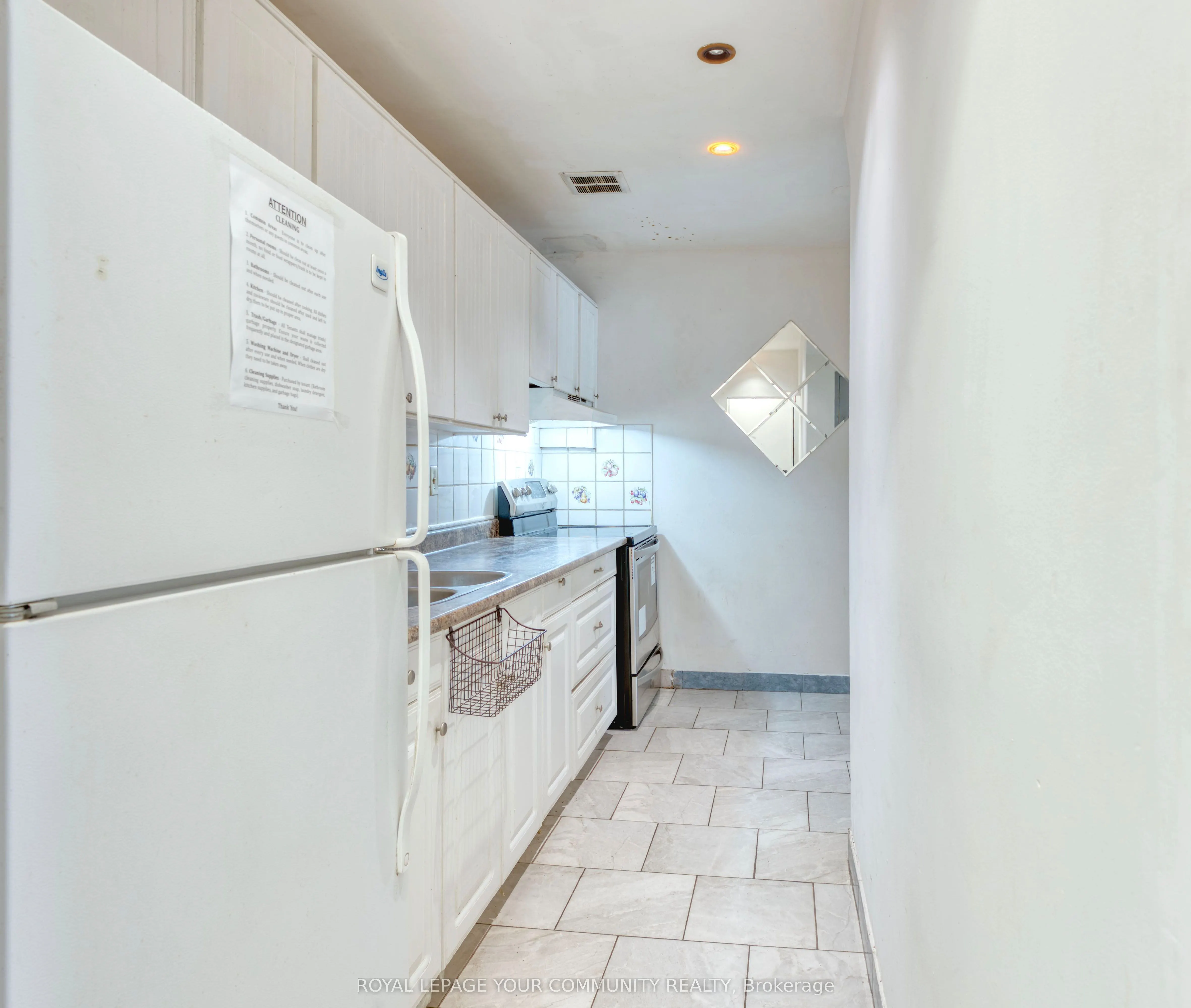100 Mornelle Court, #1006