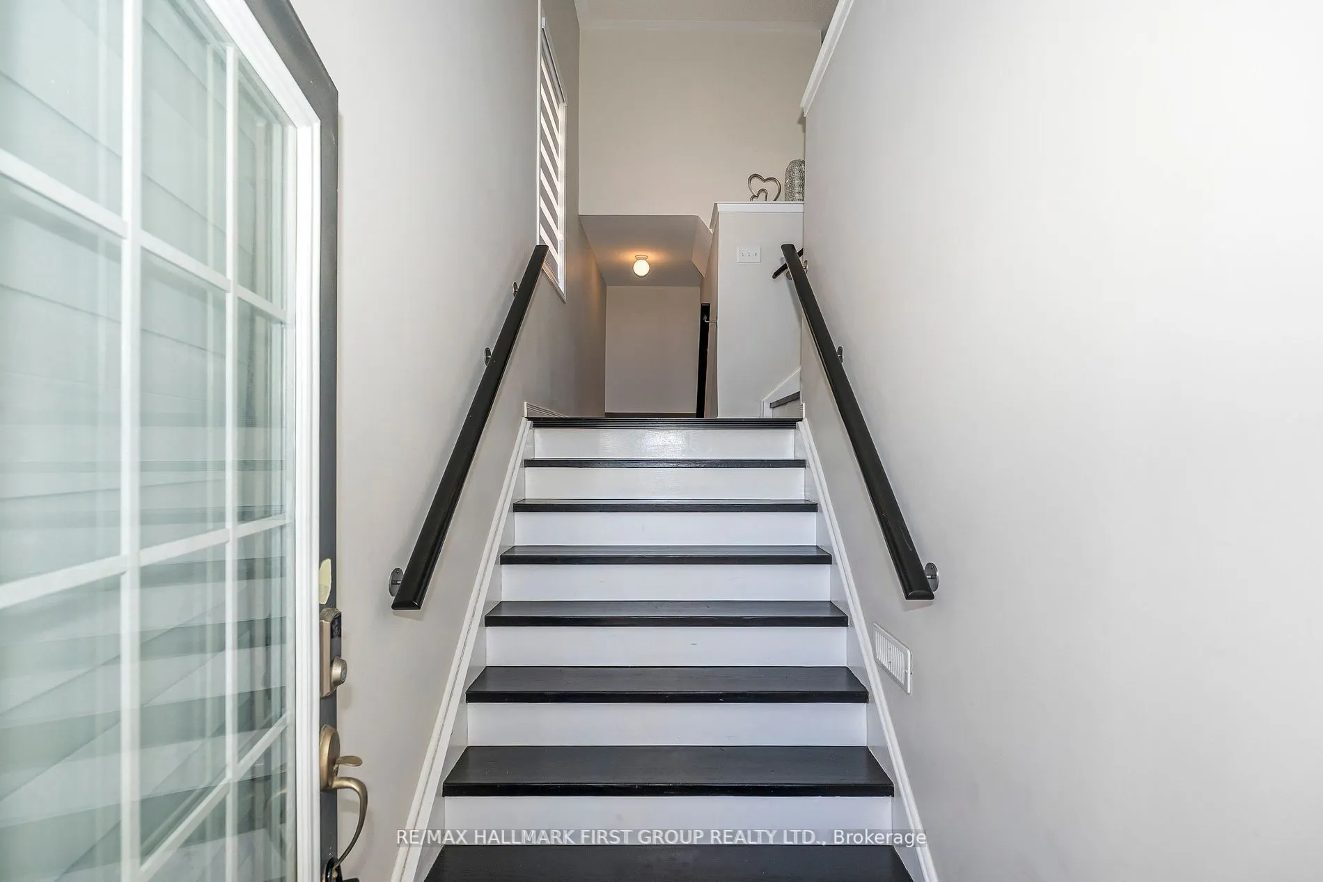 11 Graywardine Lane