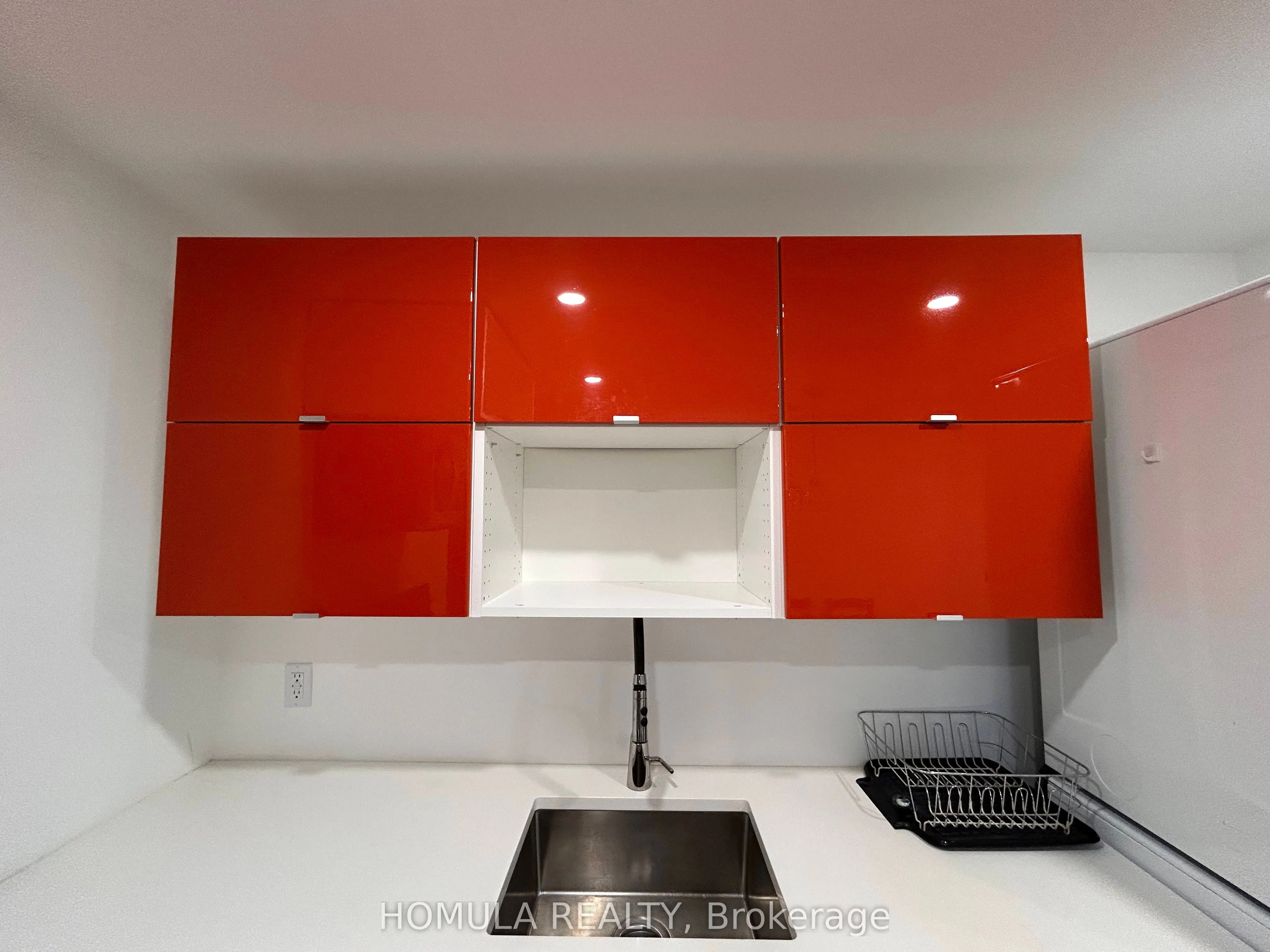 8 Walbon Road, #BASEMENT