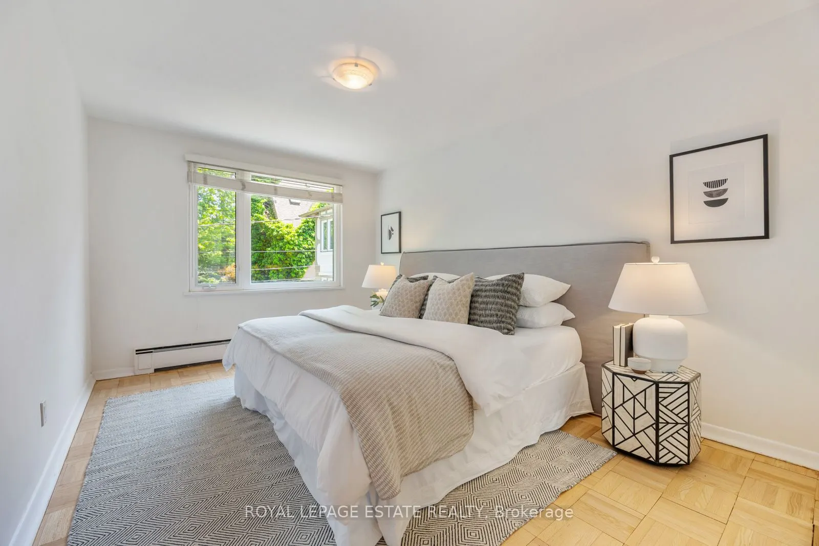 21 Benlamond Avenue, #4