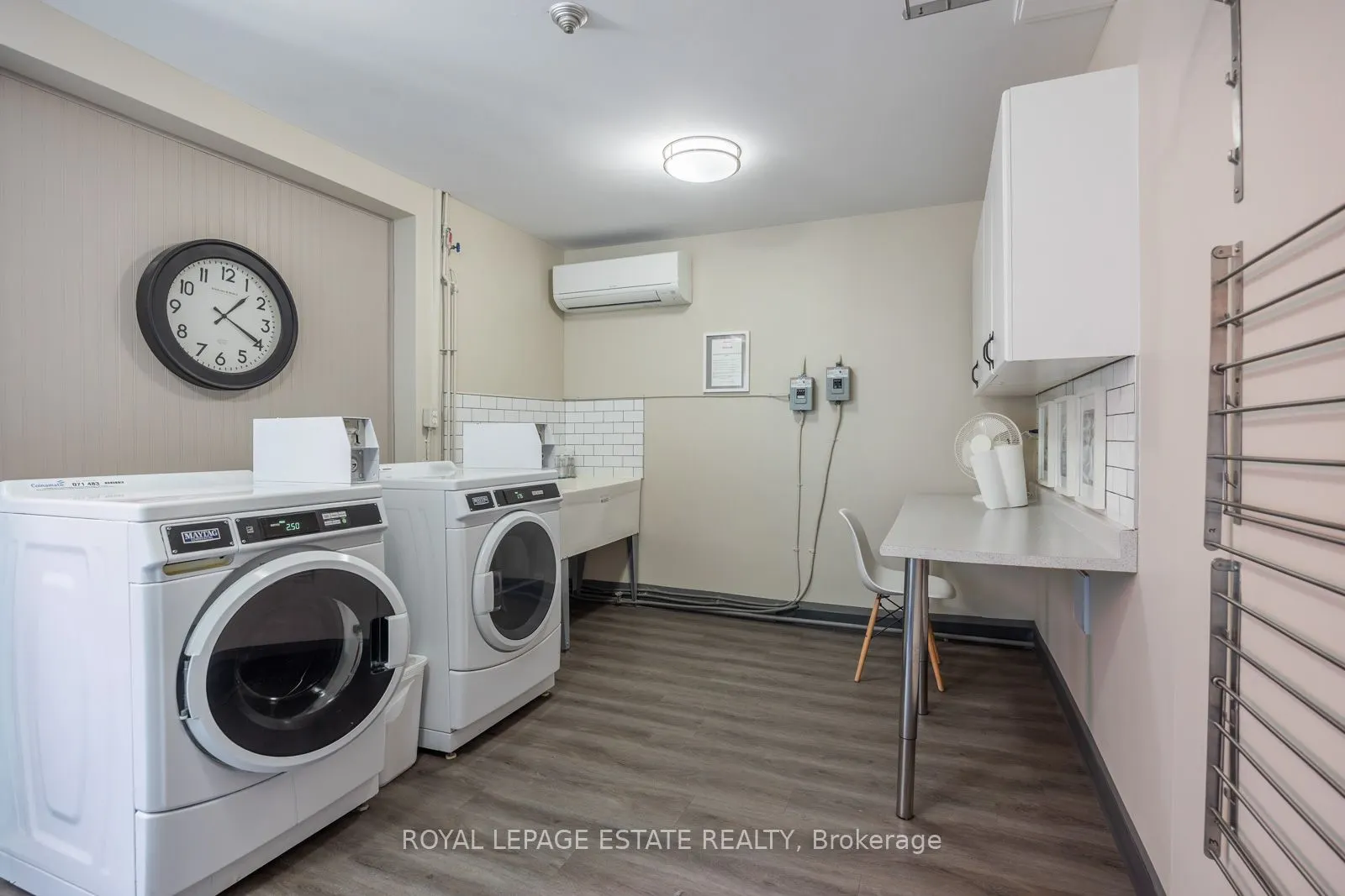 21 Benlamond Avenue, #4