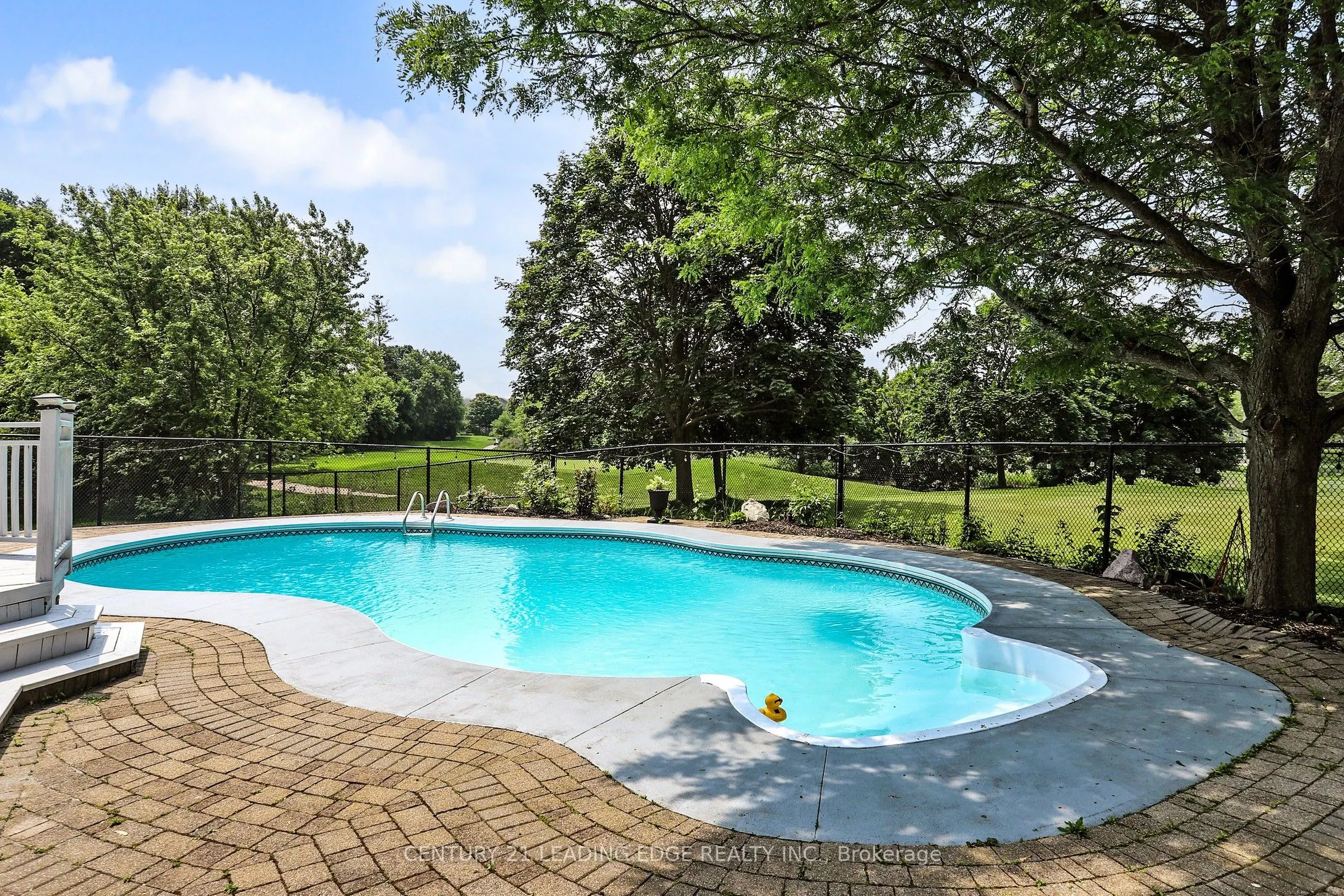 10 Roberson Drive