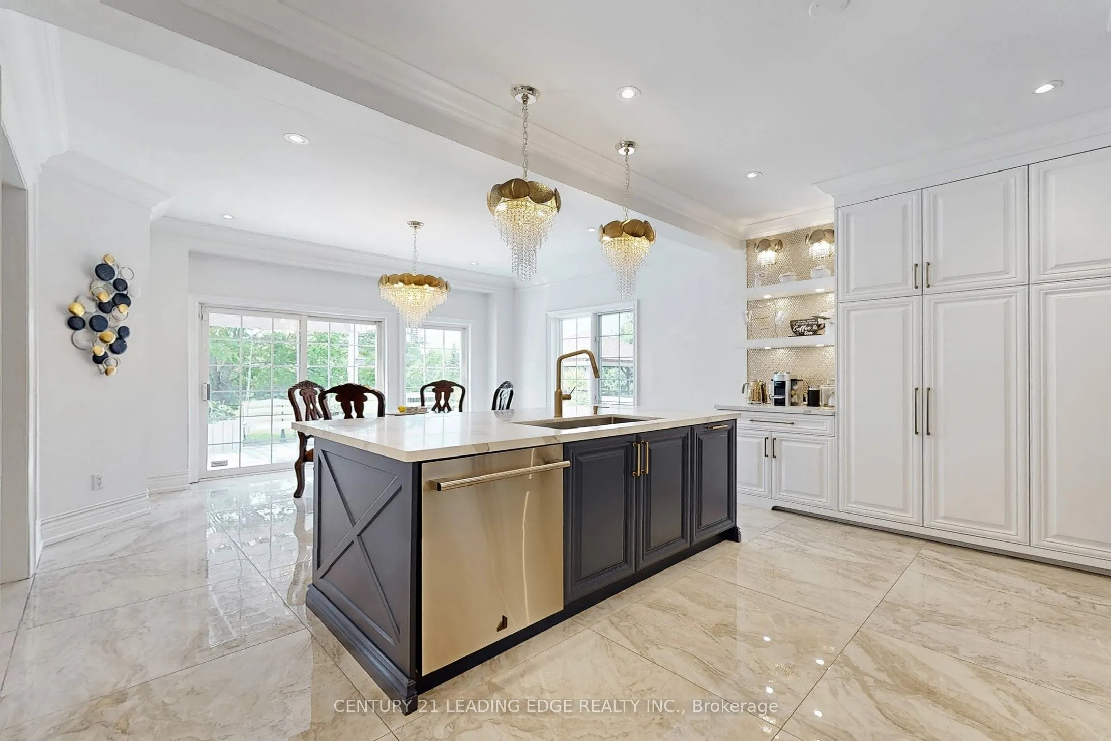 10 Roberson Drive