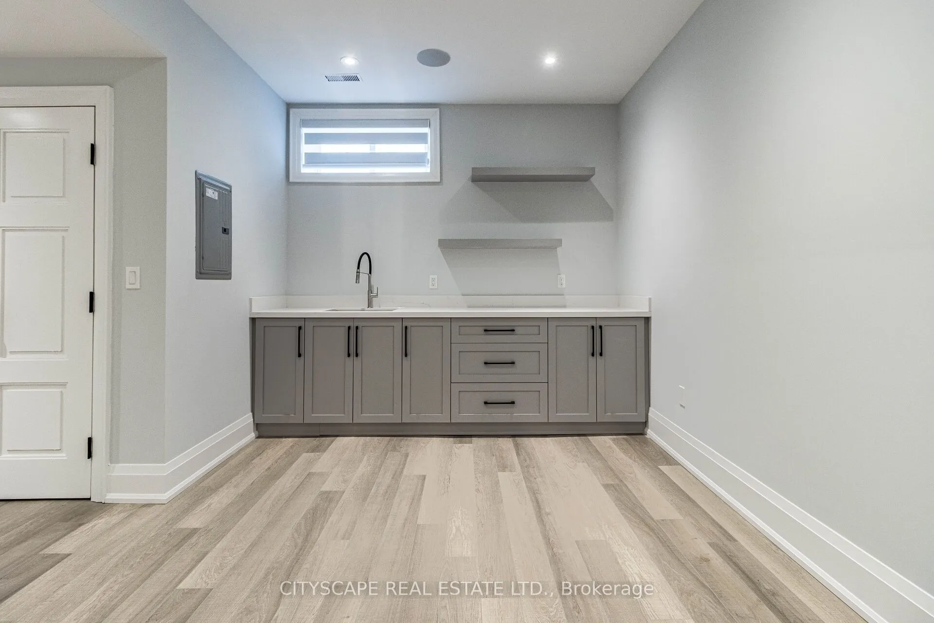 4 Birchlawn Avenue