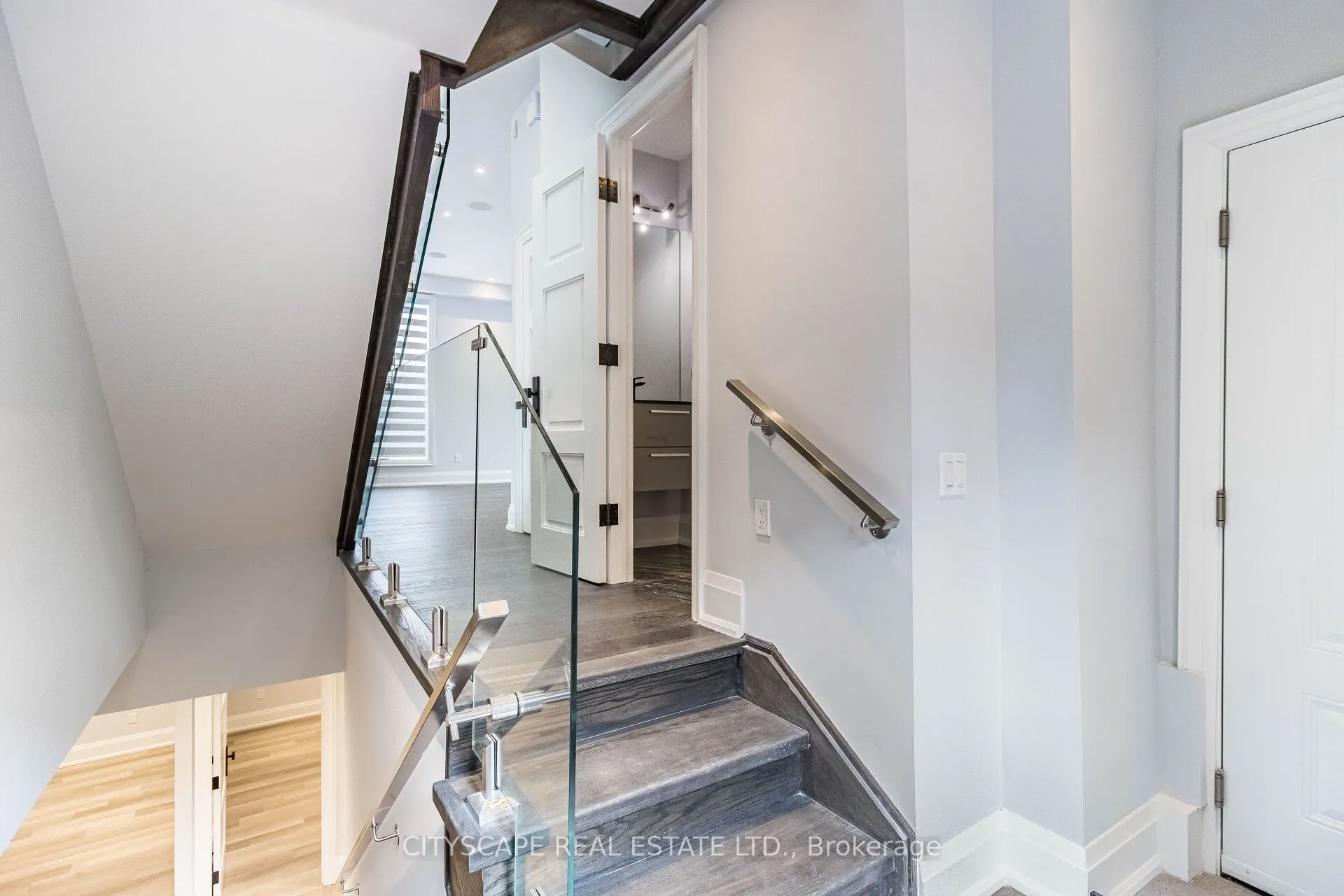 4 Birchlawn Avenue