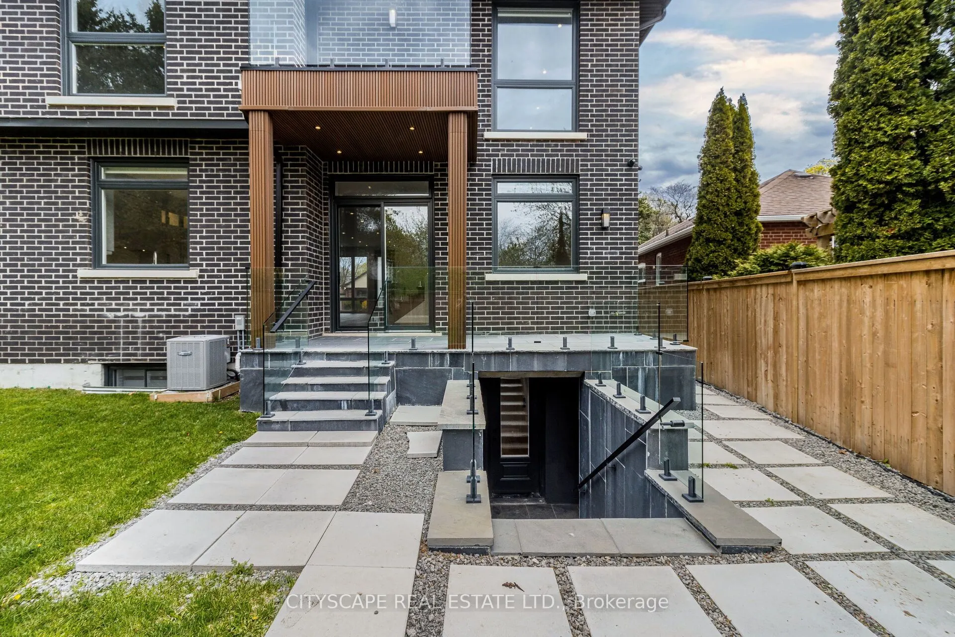4 Birchlawn Avenue