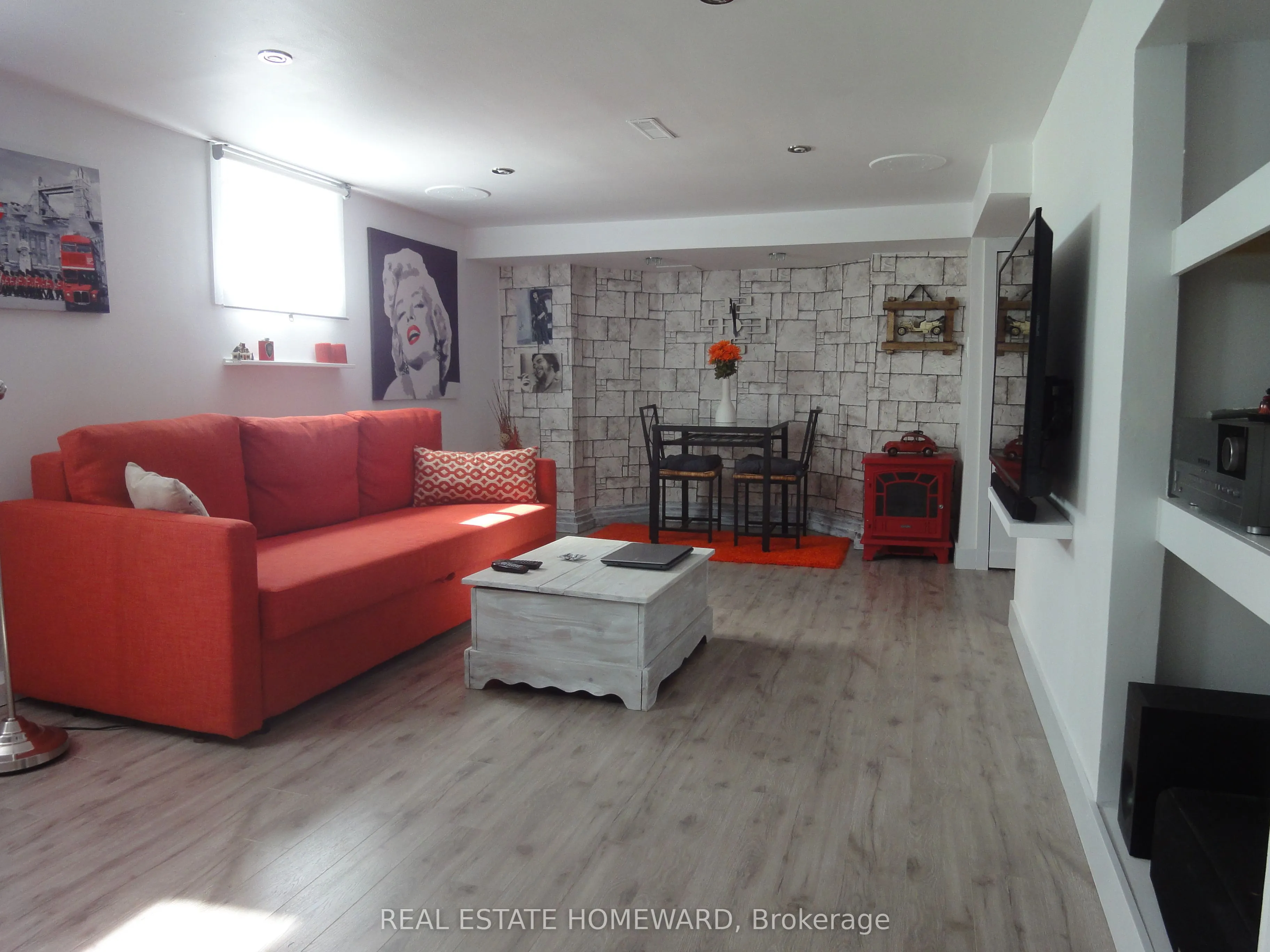 103 St Hubert Avenue