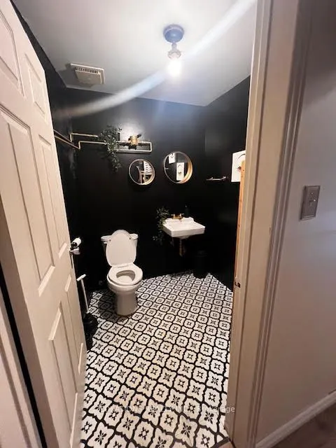 2 Glenabbey Drive, #5