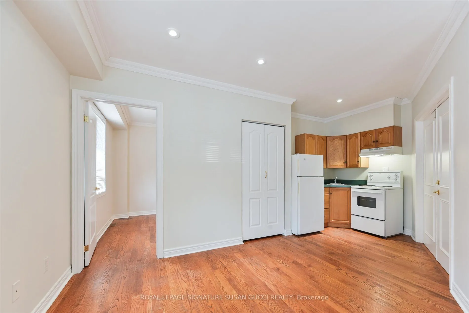 454 Donlands Avenue