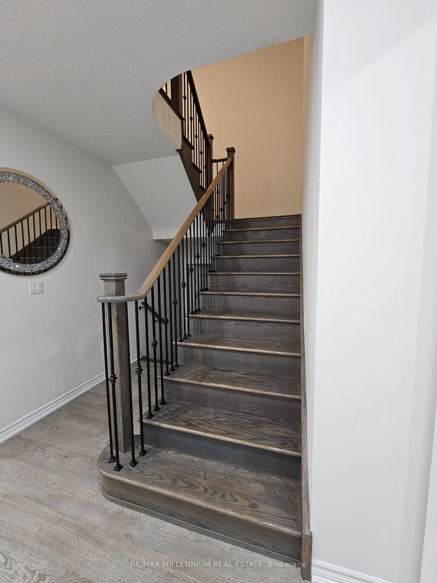 139 Crombie Street