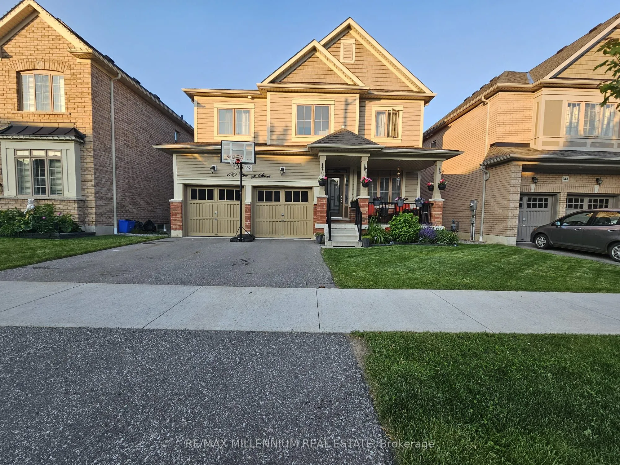 139 Crombie Street