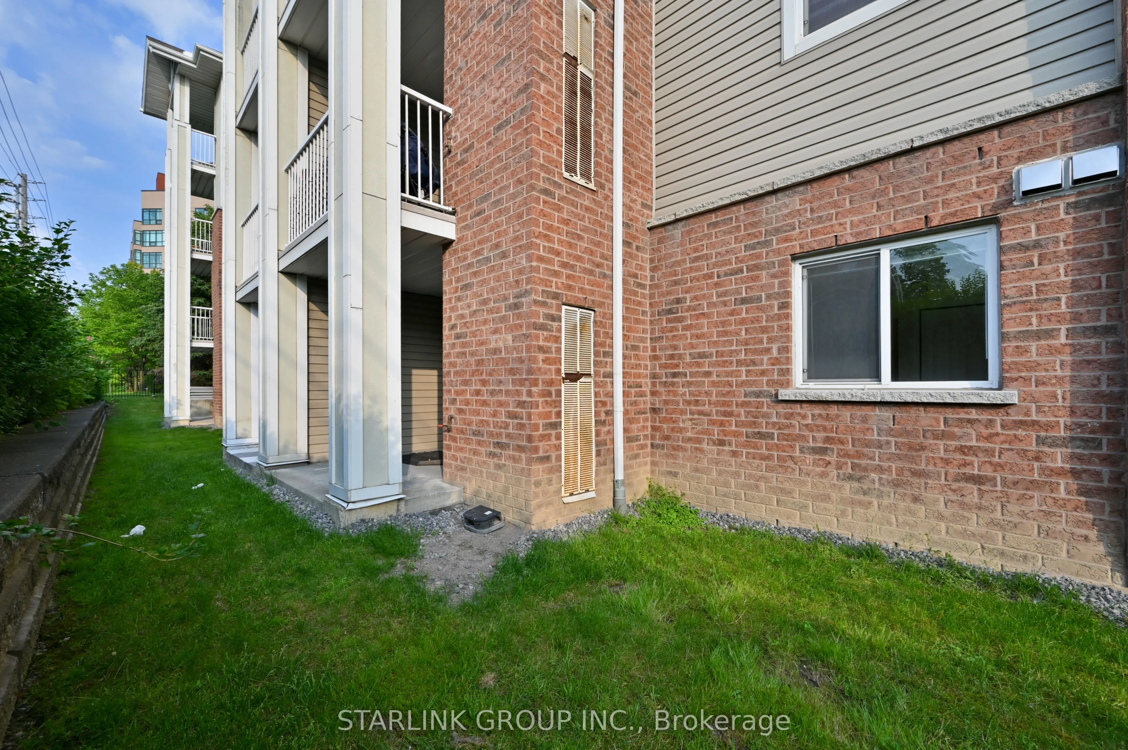5225 Finch Avenue, #111