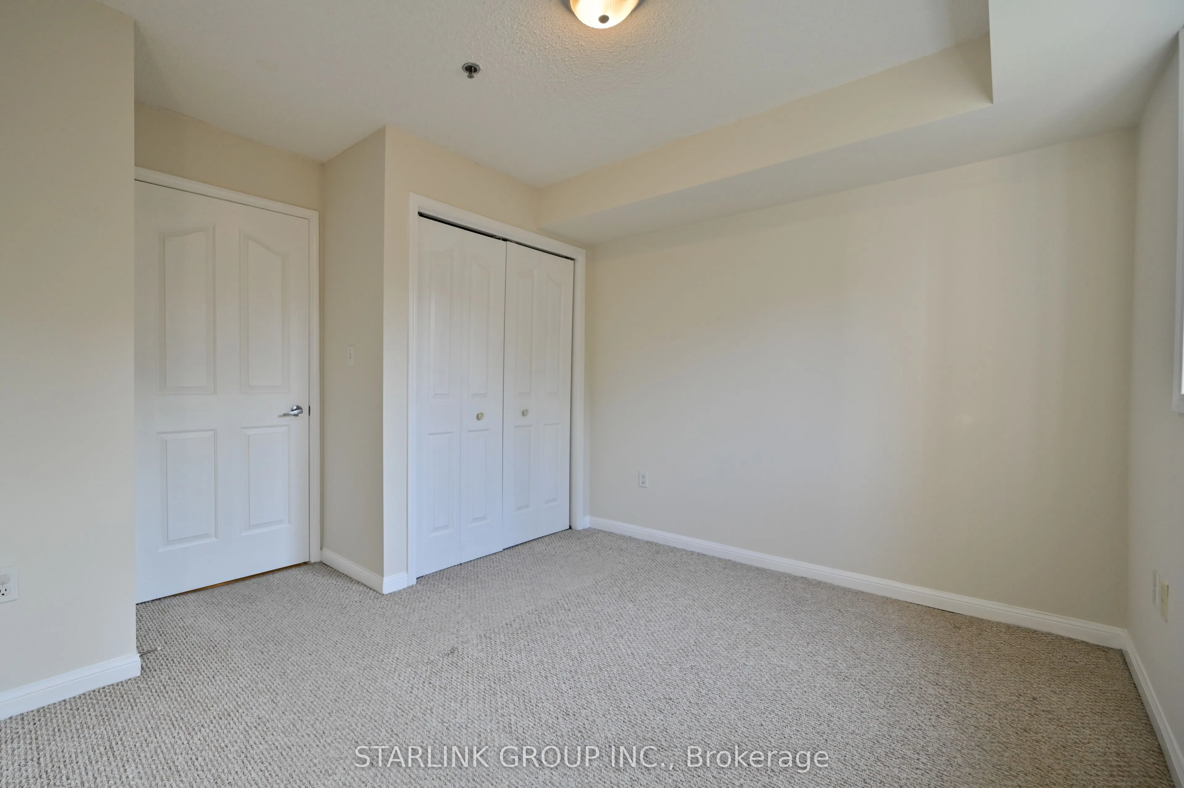 5225 Finch Avenue, #111