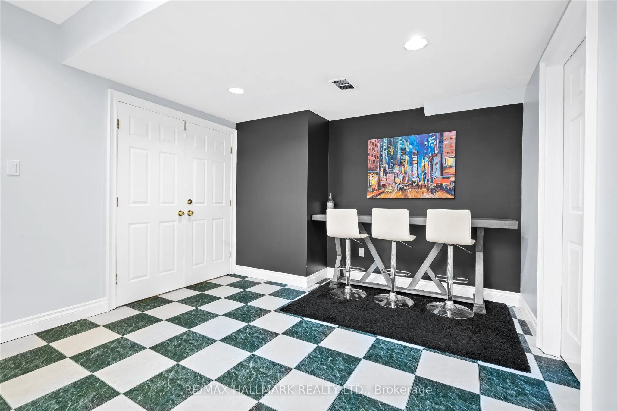 140 Bathgate Drive