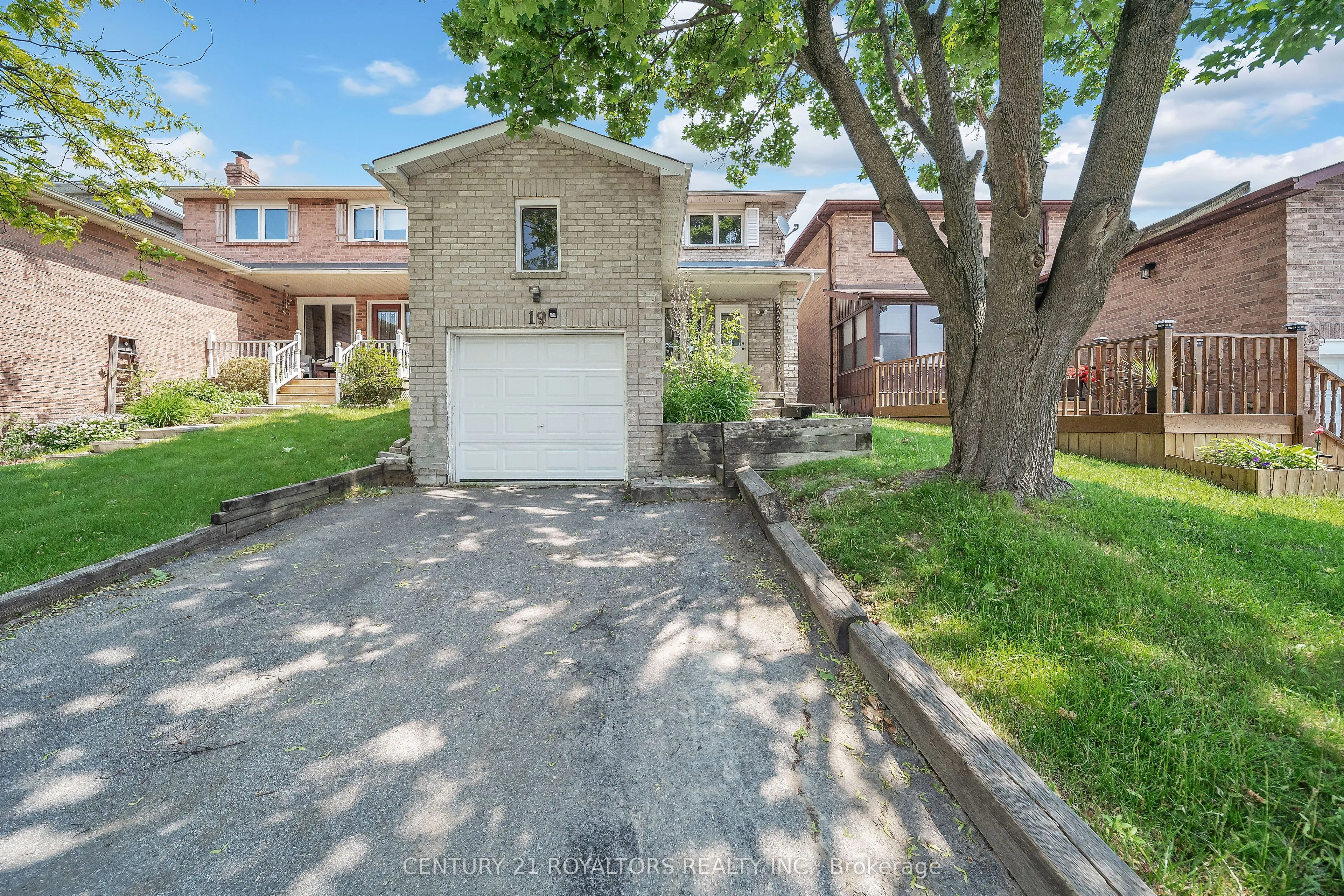 19 Palmer Drive
