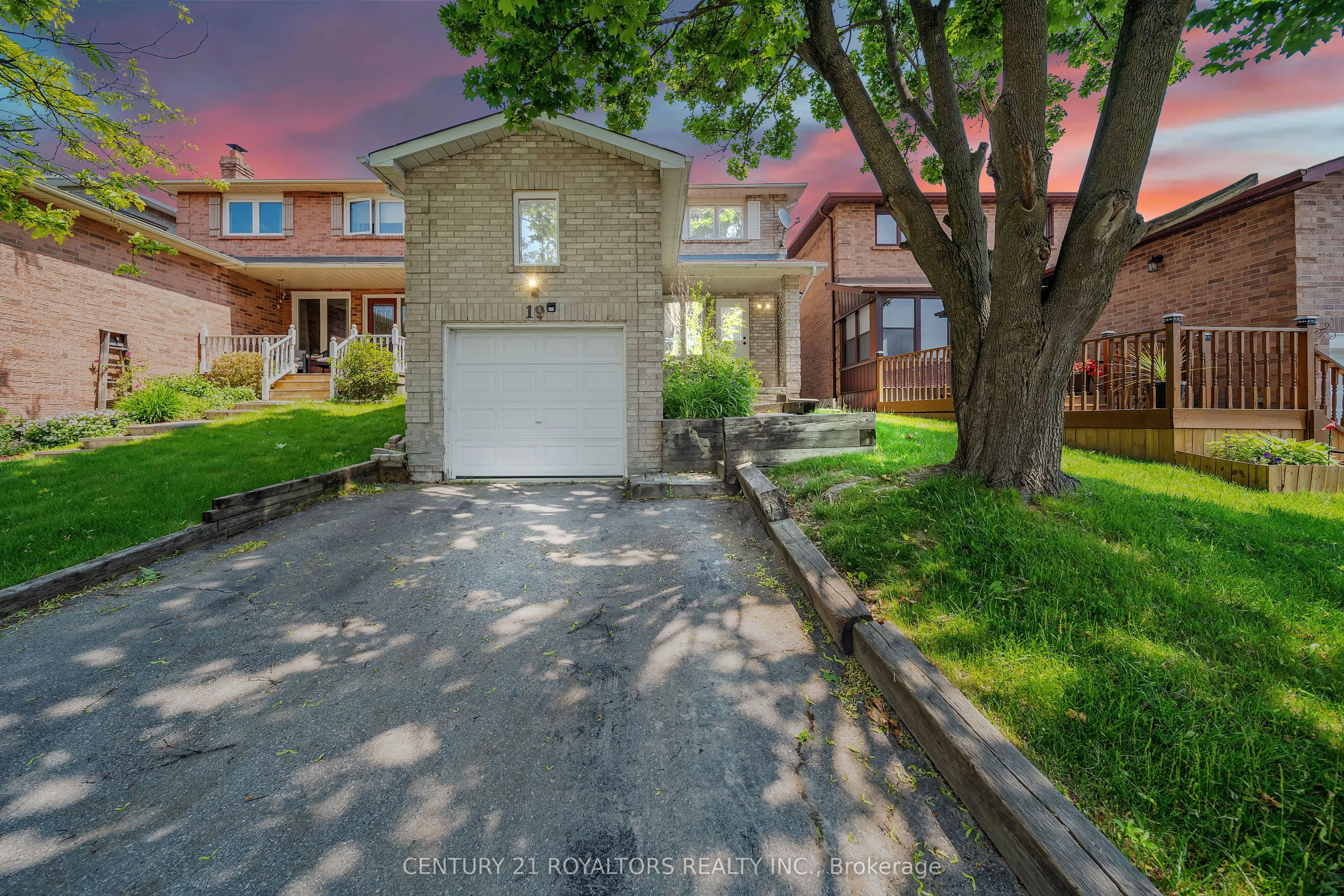 19 Palmer Drive