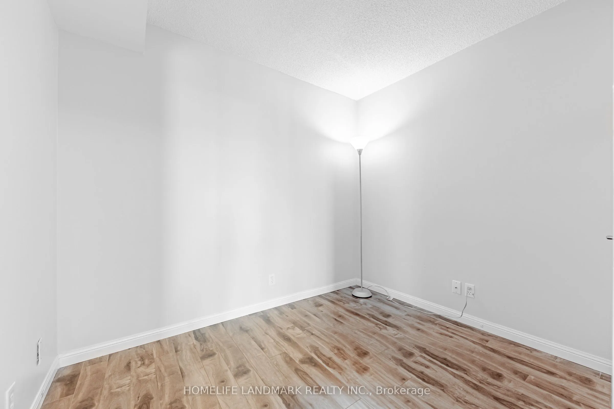 1 Lee Centre Drive, #1601