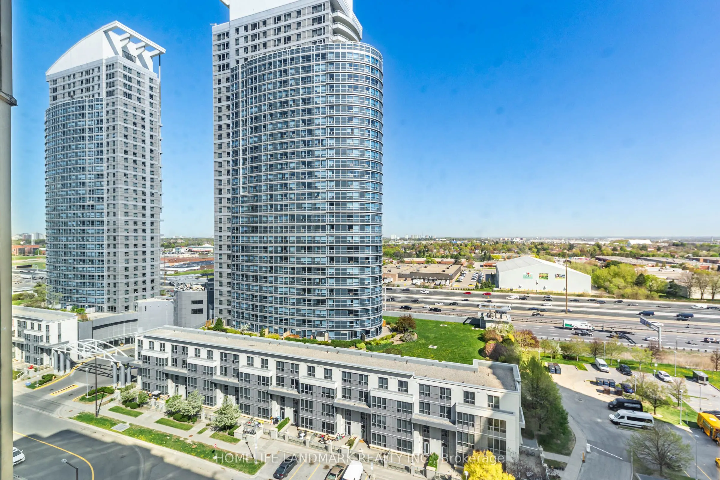 1 Lee Centre Drive, #1601