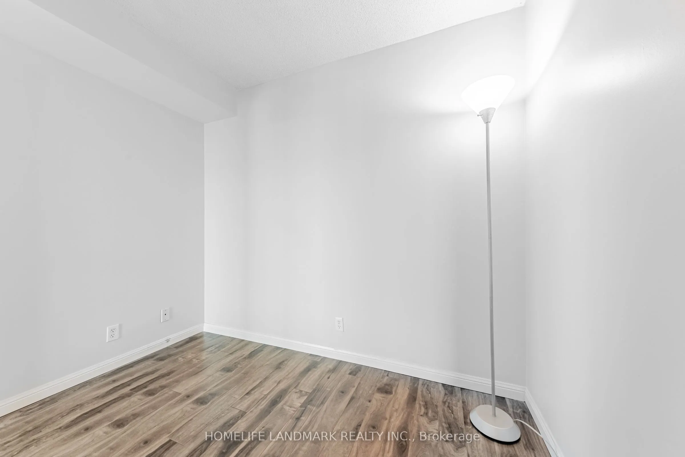 1 Lee Centre Drive, #1601